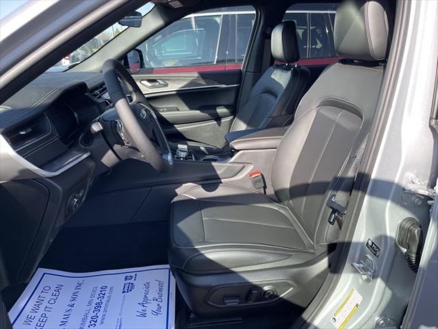 new 2025 Jeep Grand Cherokee car, priced at $44,638