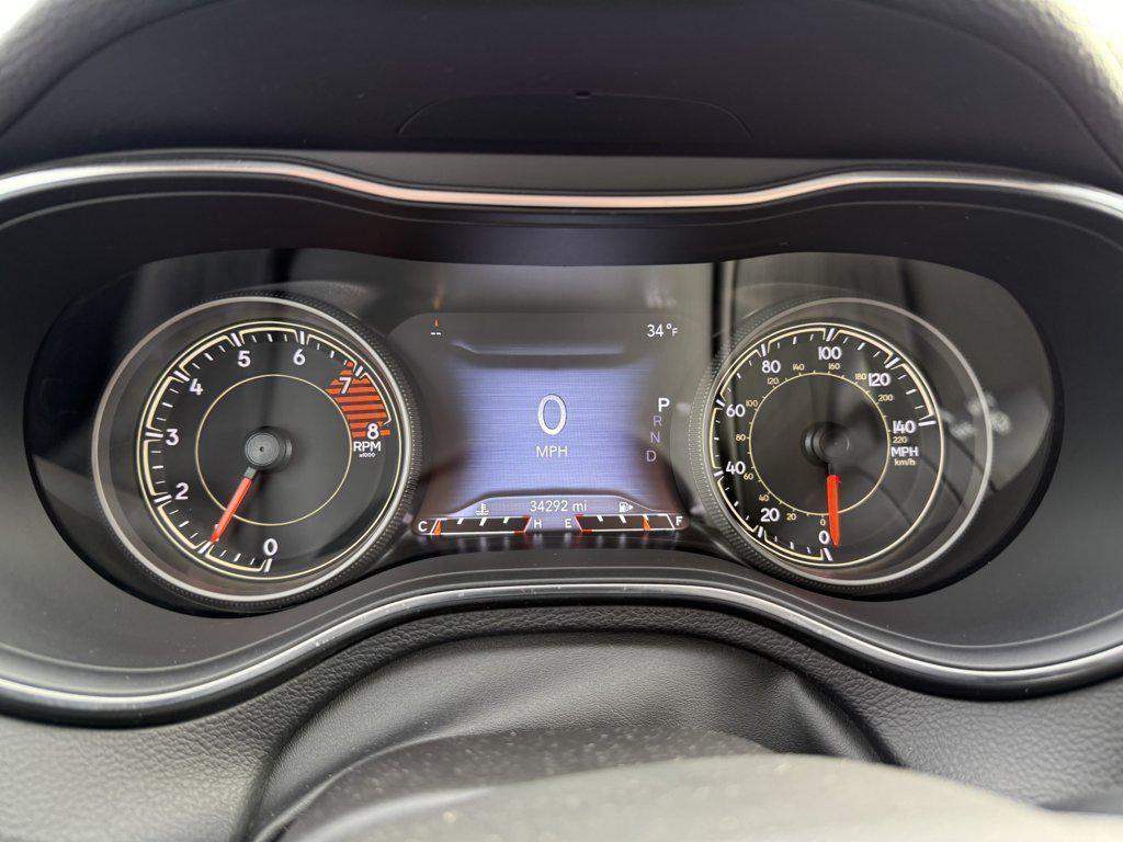 used 2022 Jeep Cherokee car, priced at $26,990