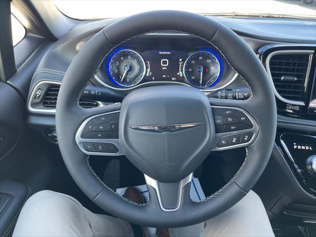 new 2025 Chrysler Pacifica car, priced at $44,140
