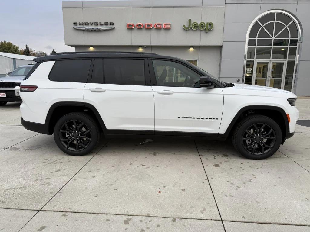 new 2025 Jeep Grand Cherokee L car, priced at $53,392