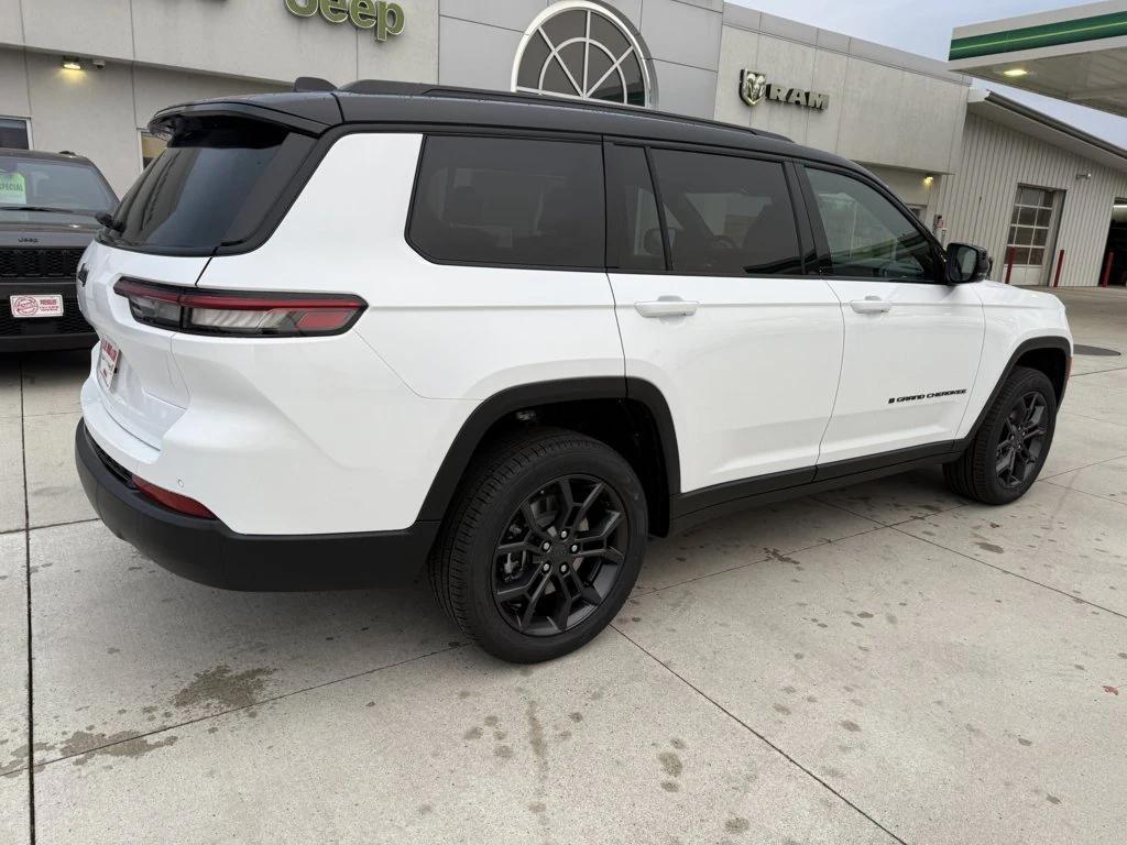 new 2025 Jeep Grand Cherokee L car, priced at $53,392