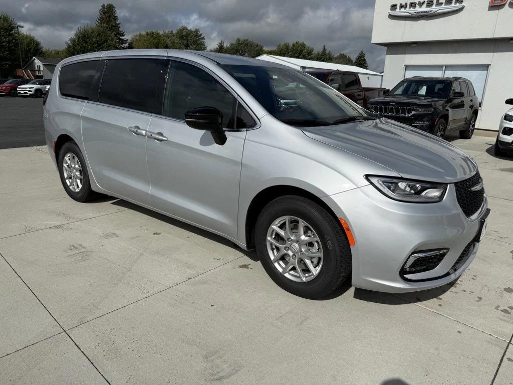 new 2026 Chrysler Pacifica car, priced at $41,255
