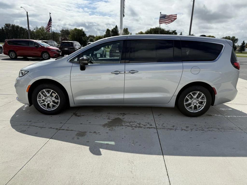 new 2026 Chrysler Pacifica car, priced at $41,255