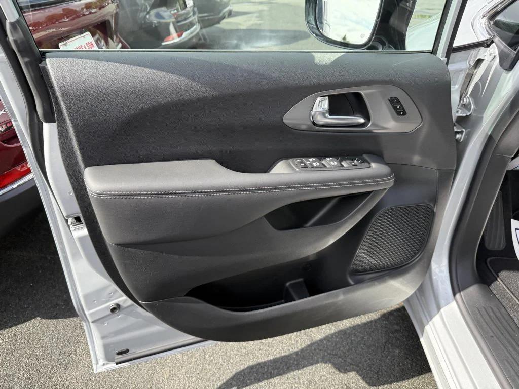 new 2026 Chrysler Pacifica car, priced at $41,255