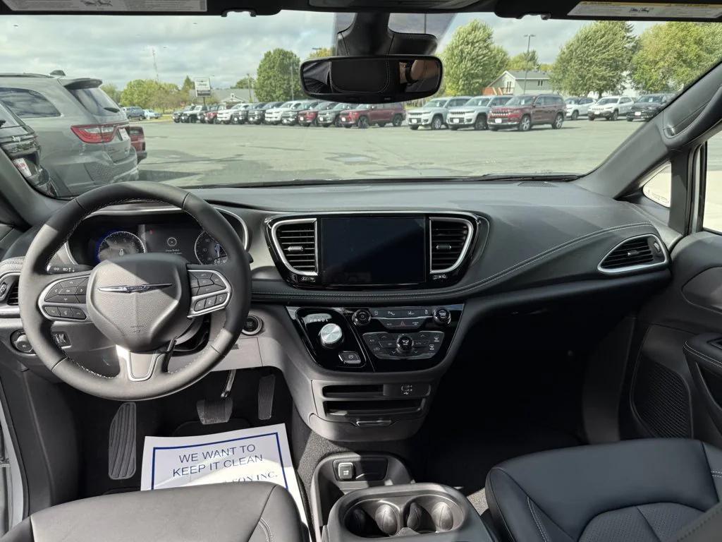 new 2026 Chrysler Pacifica car, priced at $41,255