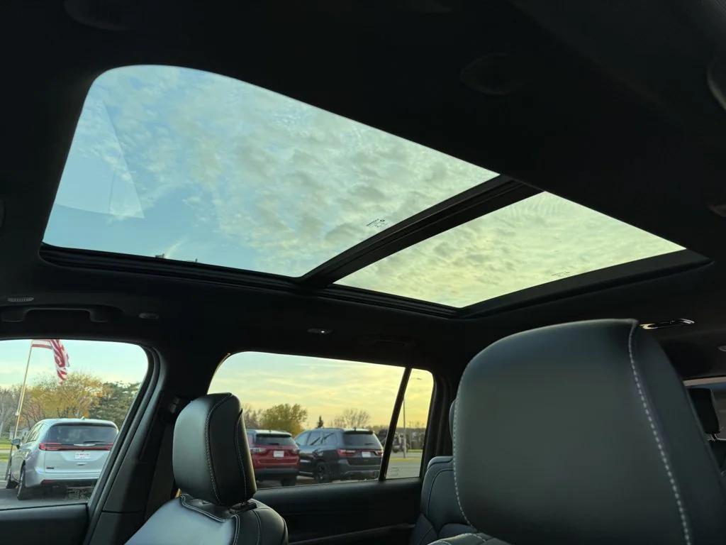 new 2025 Jeep Grand Cherokee L car, priced at $51,428