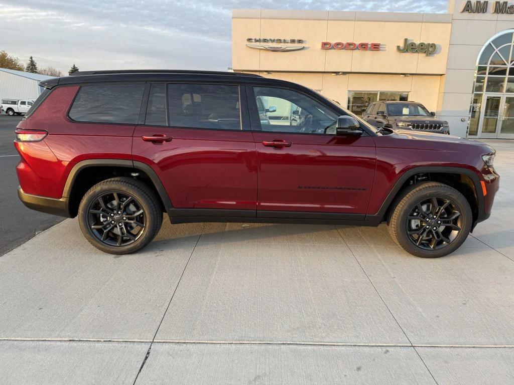 new 2025 Jeep Grand Cherokee L car, priced at $51,428