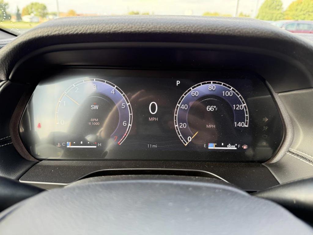 new 2025 Jeep Grand Cherokee car, priced at $40,552