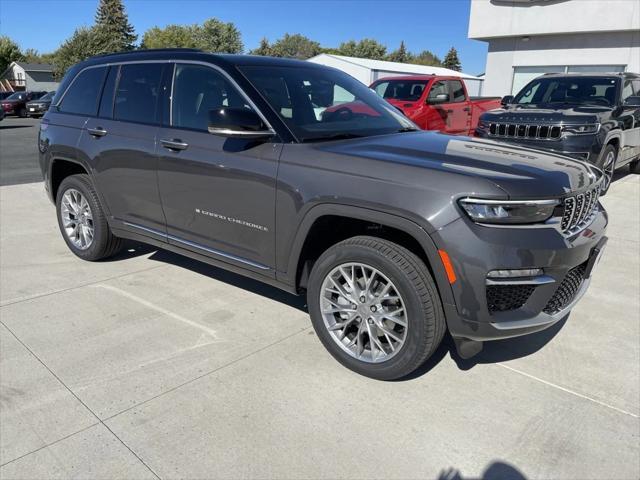 new 2025 Jeep Grand Cherokee car, priced at $58,240