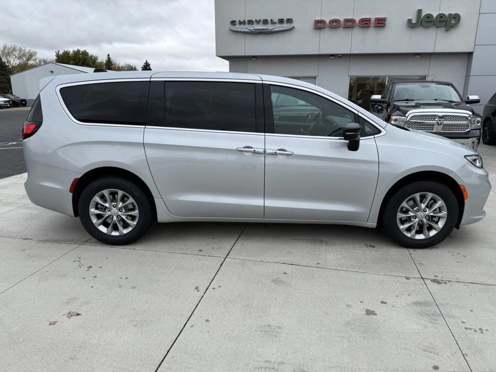 new 2026 Chrysler Pacifica car, priced at $44,933