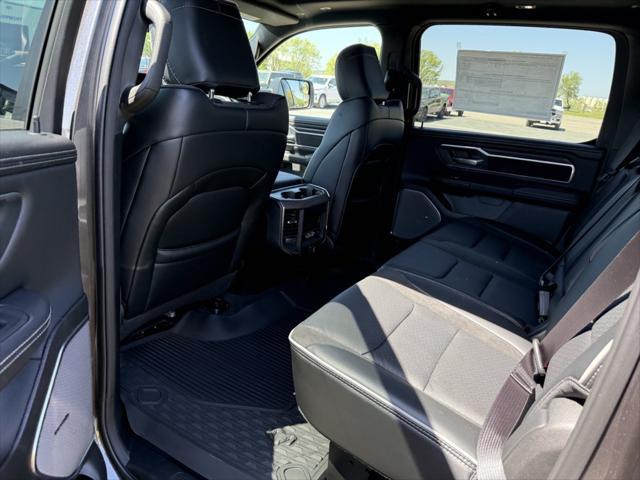 new 2025 Ram 1500 car, priced at $62,372