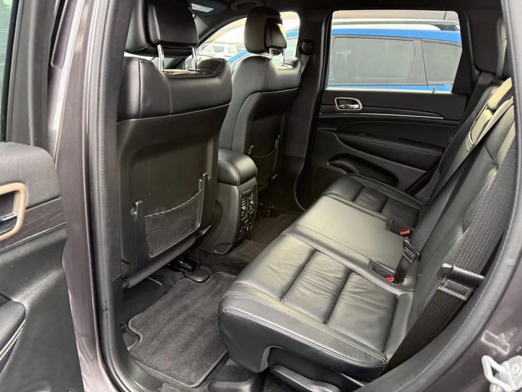 used 2015 Jeep Grand Cherokee car, priced at $15,990