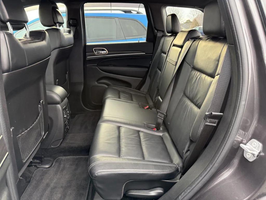 used 2015 Jeep Grand Cherokee car, priced at $15,990