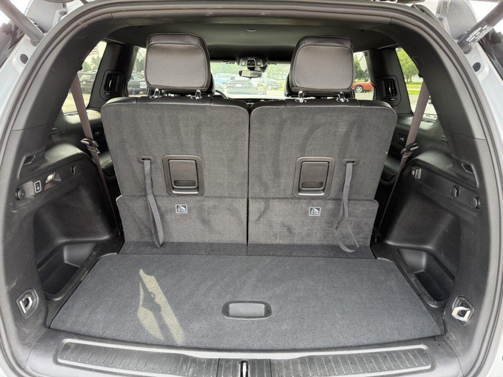 used 2024 Jeep Grand Cherokee L car, priced at $38,990