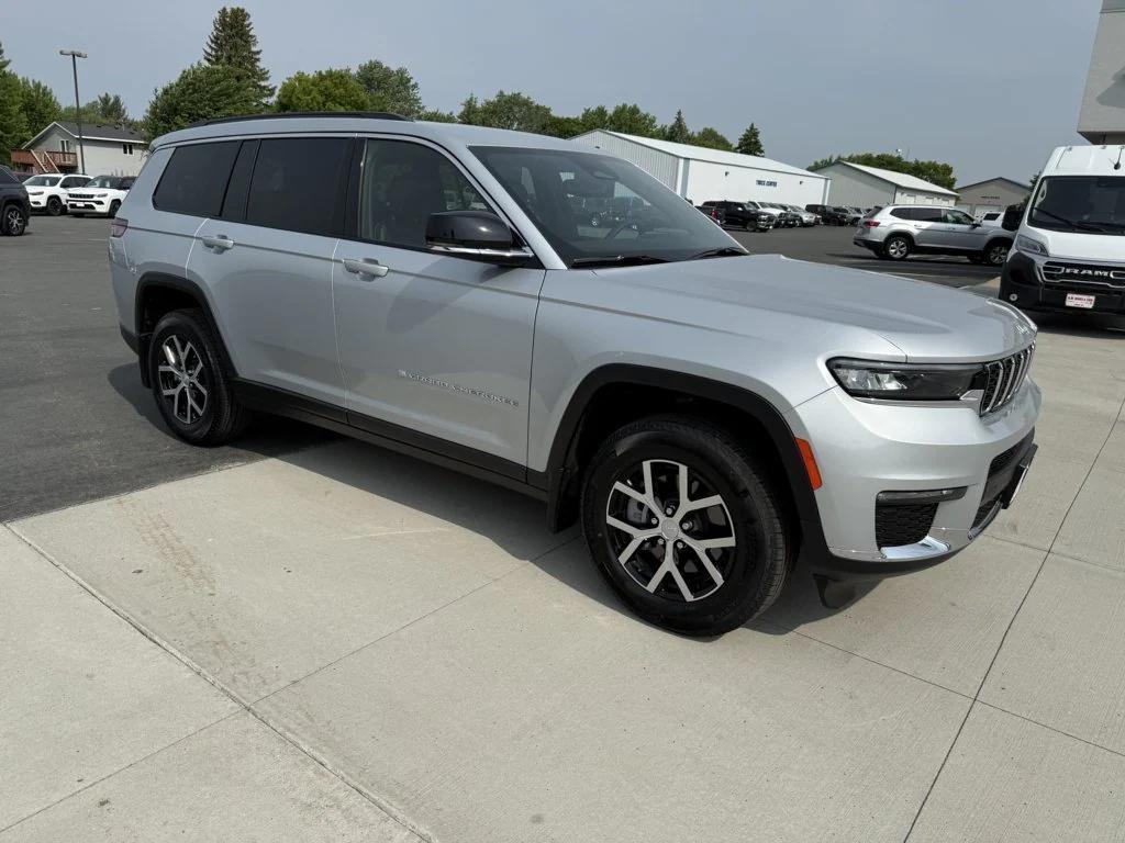 used 2024 Jeep Grand Cherokee L car, priced at $38,990