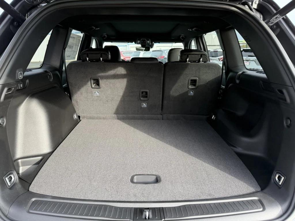 new 2025 Jeep Grand Cherokee car, priced at $48,909