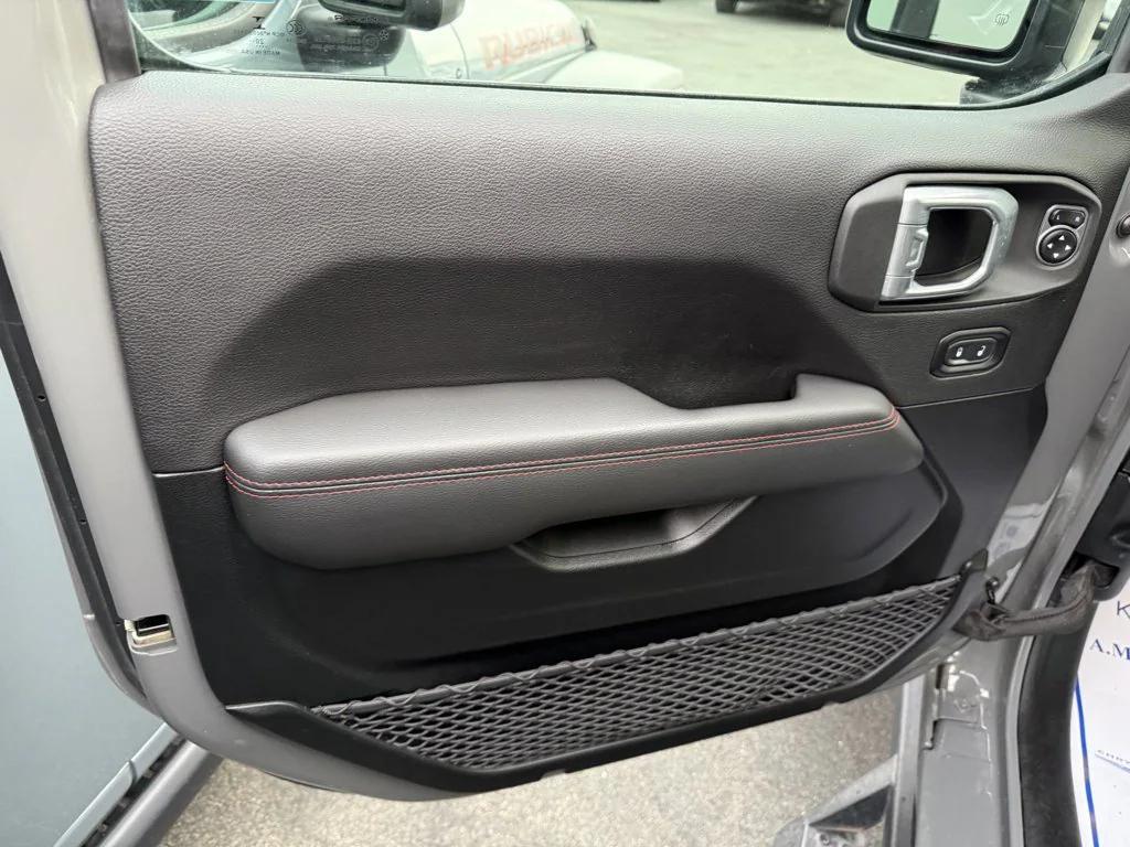 used 2021 Jeep Wrangler Unlimited car, priced at $34,990