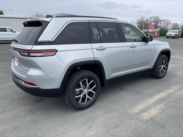 new 2025 Jeep Grand Cherokee car, priced at $44,638
