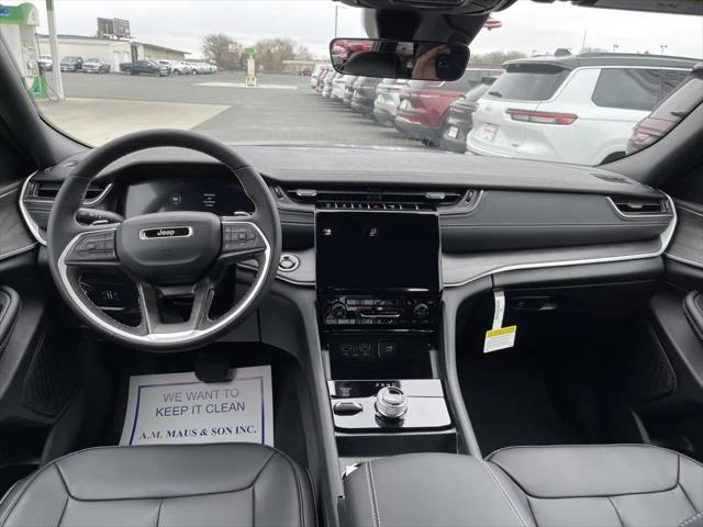 new 2025 Jeep Grand Cherokee car, priced at $44,638