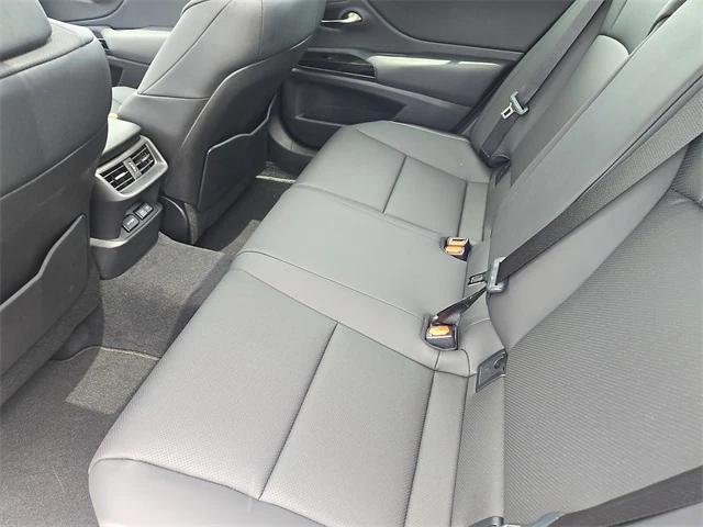 new 2025 Lexus ES 350 car, priced at $47,474