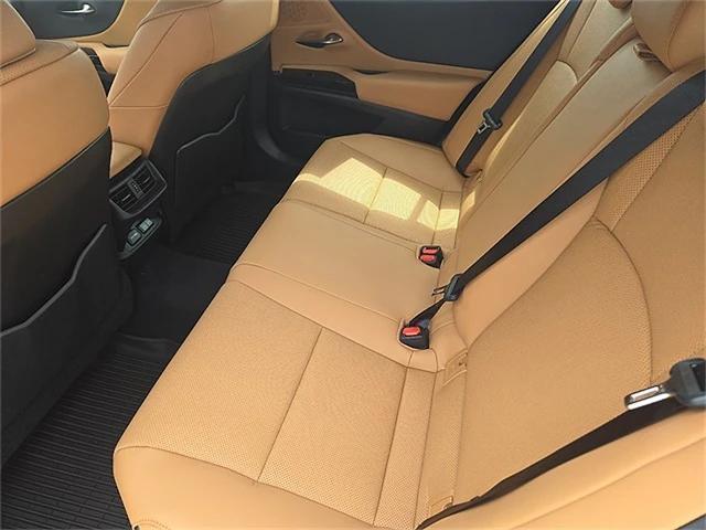 new 2025 Lexus ES 350 car, priced at $46,925