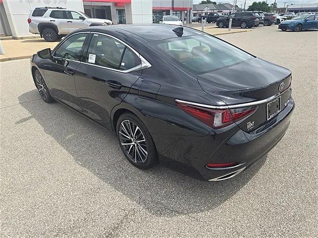 new 2025 Lexus ES 350 car, priced at $46,925