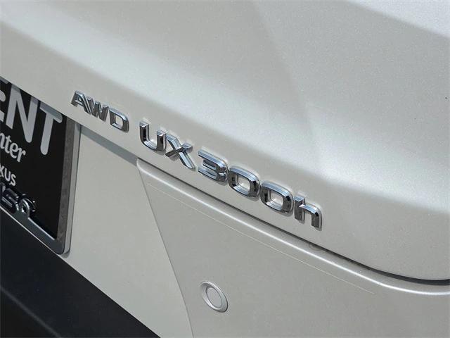 new 2025 Lexus UX 300h car, priced at $43,606