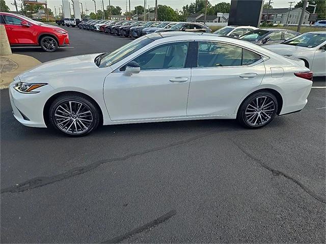new 2025 Lexus ES 350 car, priced at $46,994