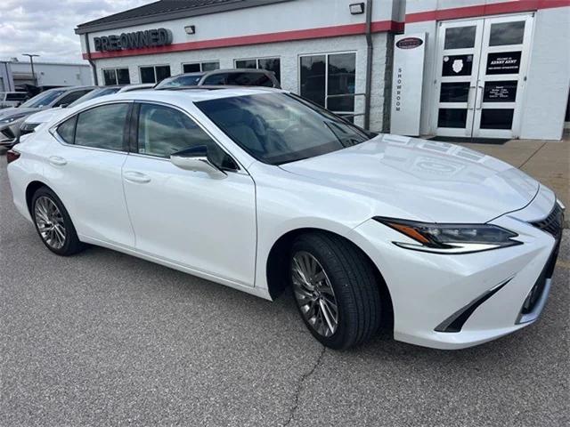 used 2023 Lexus ES 300h car, priced at $49,995