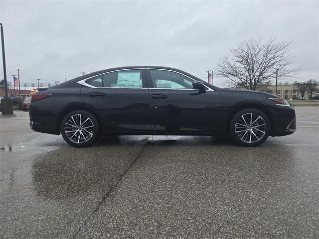 new 2025 Lexus ES 300h car, priced at $47,875