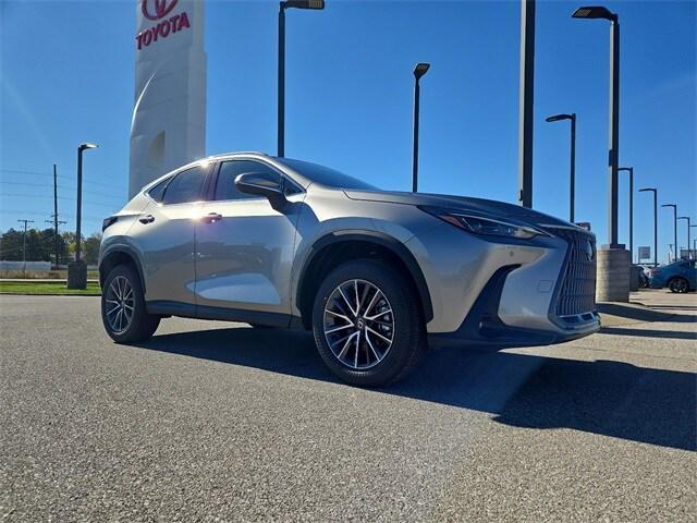 new 2025 Lexus NX 350 car, priced at $47,589