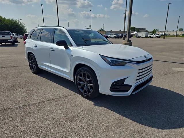 new 2025 Lexus TX 500h car, priced at $69,919