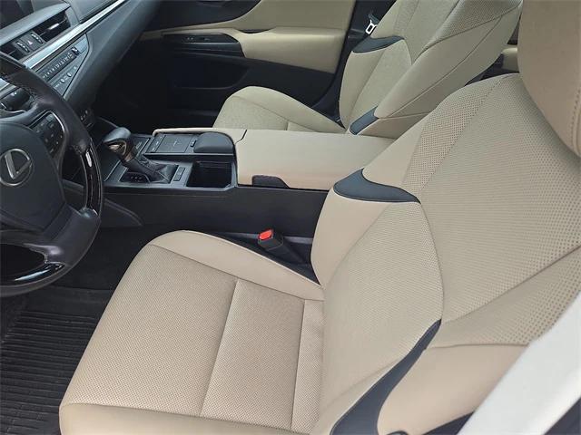 used 2020 Lexus ES 350 car, priced at $33,533