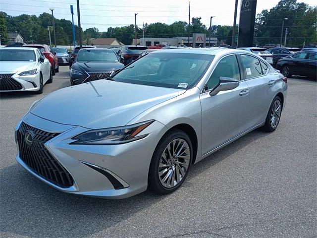 new 2024 Lexus ES 300h car, priced at $54,294