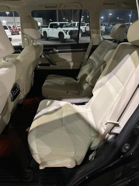 used 2022 Lexus GX 460 car, priced at $55,995