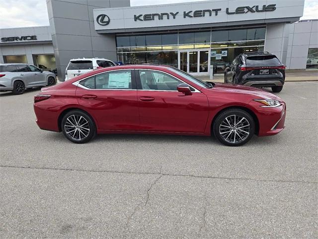 new 2025 Lexus ES 350 car, priced at $47,204