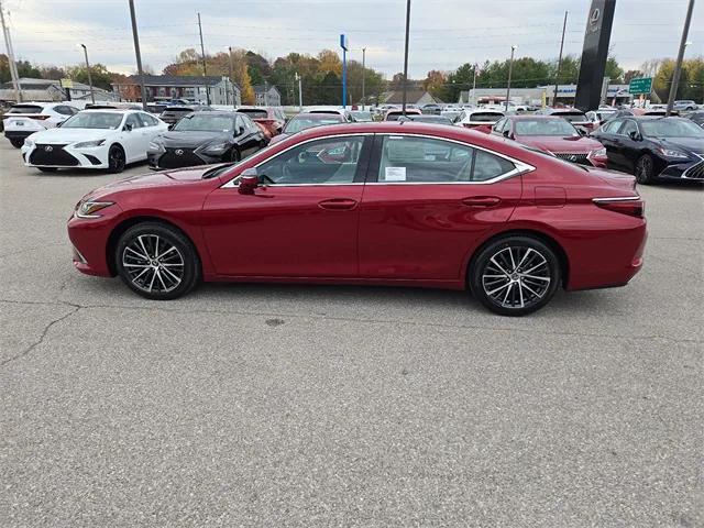 new 2025 Lexus ES 350 car, priced at $47,204