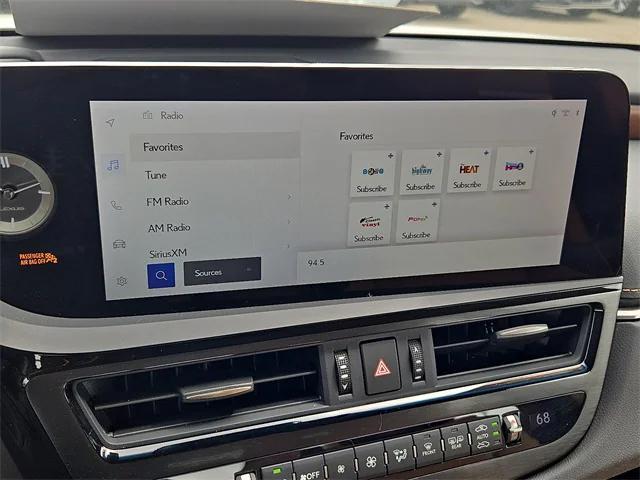 used 2024 Lexus ES 300h car, priced at $41,994