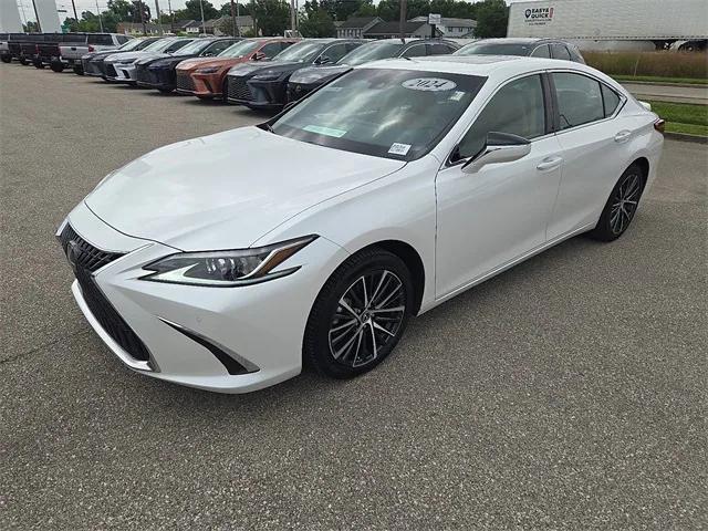 used 2024 Lexus ES 300h car, priced at $41,994