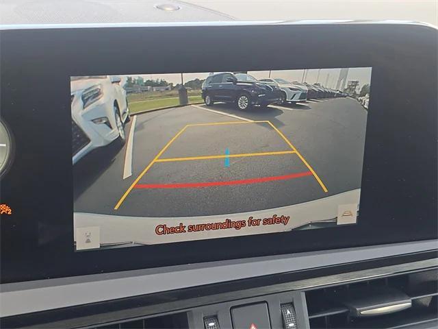 used 2023 Lexus ES 300h car, priced at $38,594