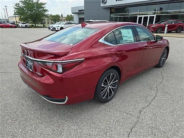 new 2025 Lexus ES 300h car, priced at $48,024