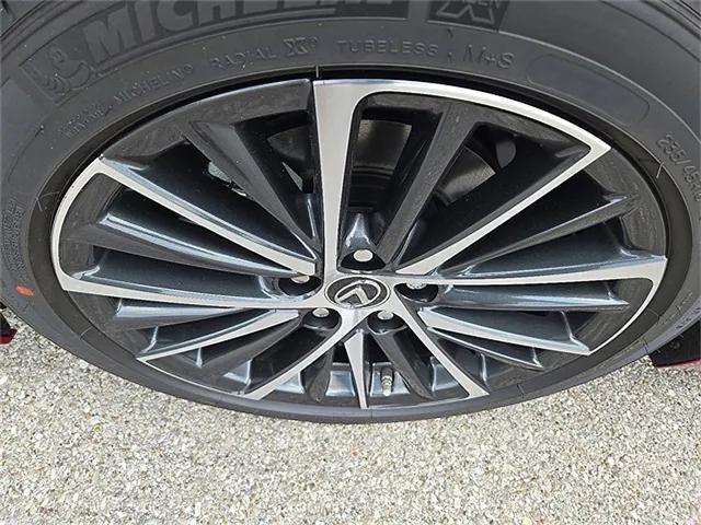 new 2025 Lexus ES 300h car, priced at $48,024