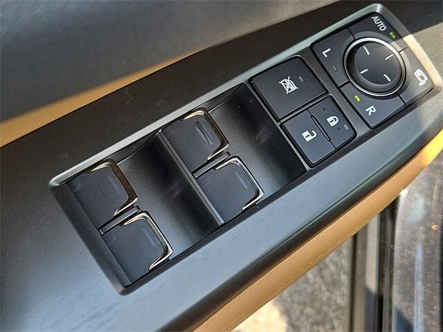 new 2025 Lexus NX 350 car, priced at $46,077