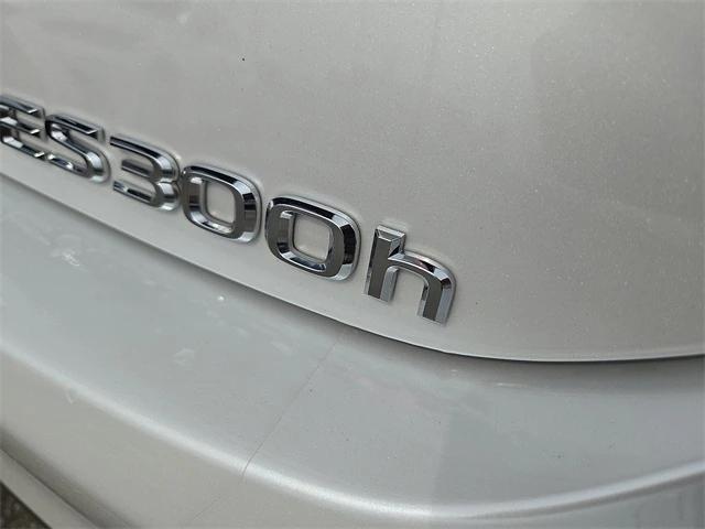 used 2024 Lexus ES 300h car, priced at $42,992