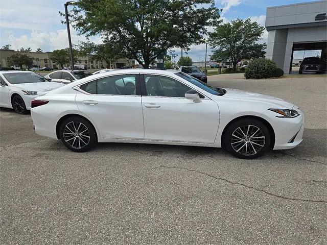 used 2024 Lexus ES 300h car, priced at $42,992