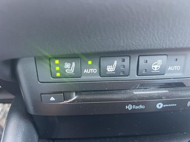used 2022 Lexus ES 350 car, priced at $36,450
