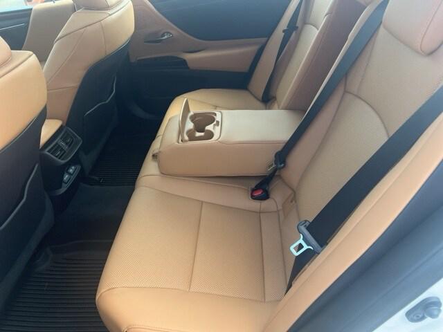 used 2022 Lexus ES 350 car, priced at $36,450