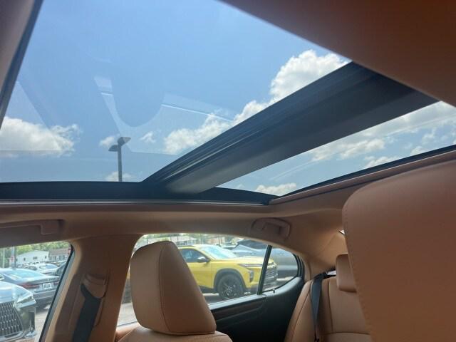 used 2022 Lexus ES 350 car, priced at $36,450
