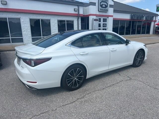 used 2022 Lexus ES 350 car, priced at $36,450