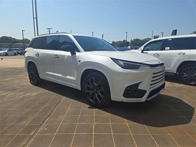 new 2025 Lexus TX 500h car, priced at $70,310